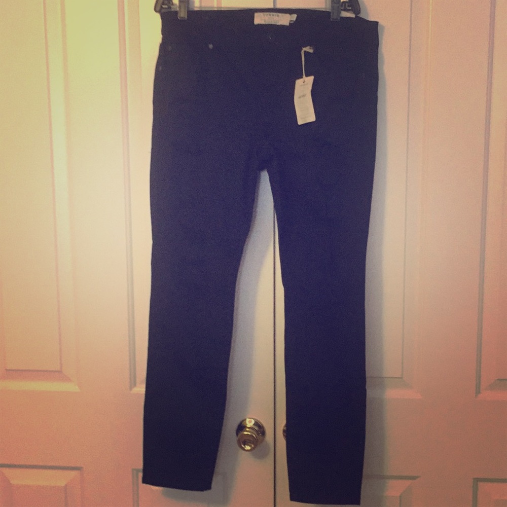 Torrid black denim ripped skinny jeans
